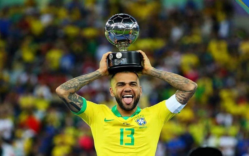 Hậu vệ Dani Alves đã trở lại tham dự World Cup 2022