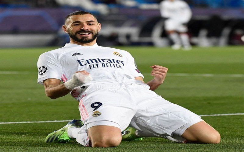 Tiền đạo Karim Benzema người Pháp